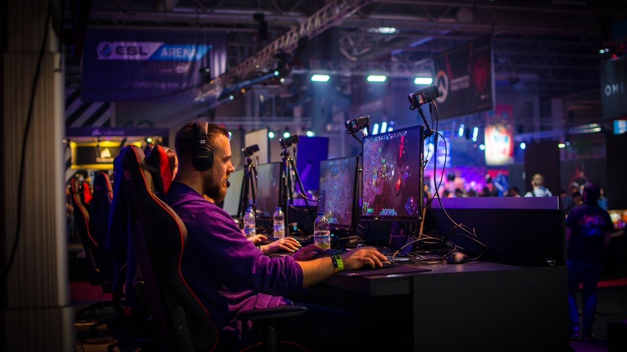 Desarrollo de Videojuegos y Experiencias Digitales